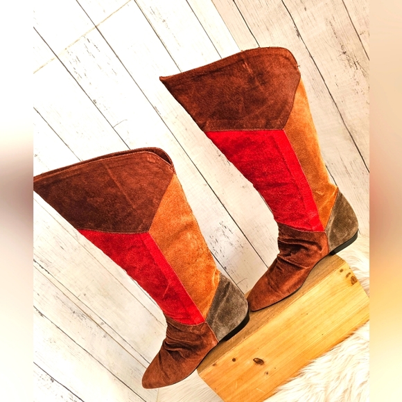 Vintage RARE Passports Suede Patchwork Knee High Low Heel Boots Red Tan Brown - Picture 11 of 15
